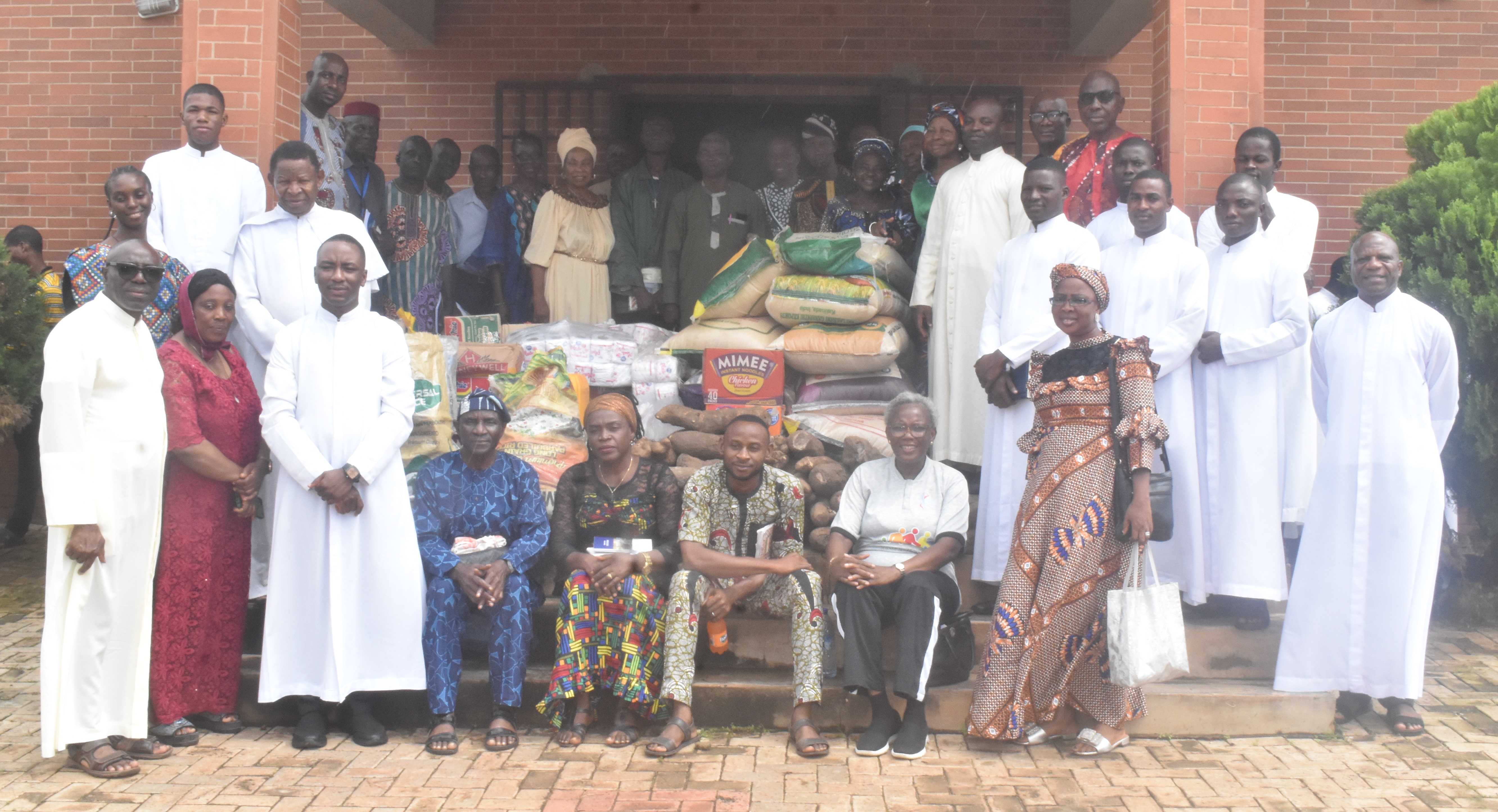 VOCATIONS COMMISSION OF ABEOKUTA DIOCESE VISITS SAGS