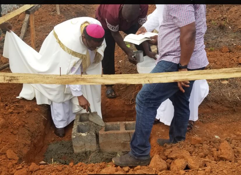 BISHOP ODETOYINBO LAYS FOUNDATION BLOCK OF THE SAGS CHAPEL